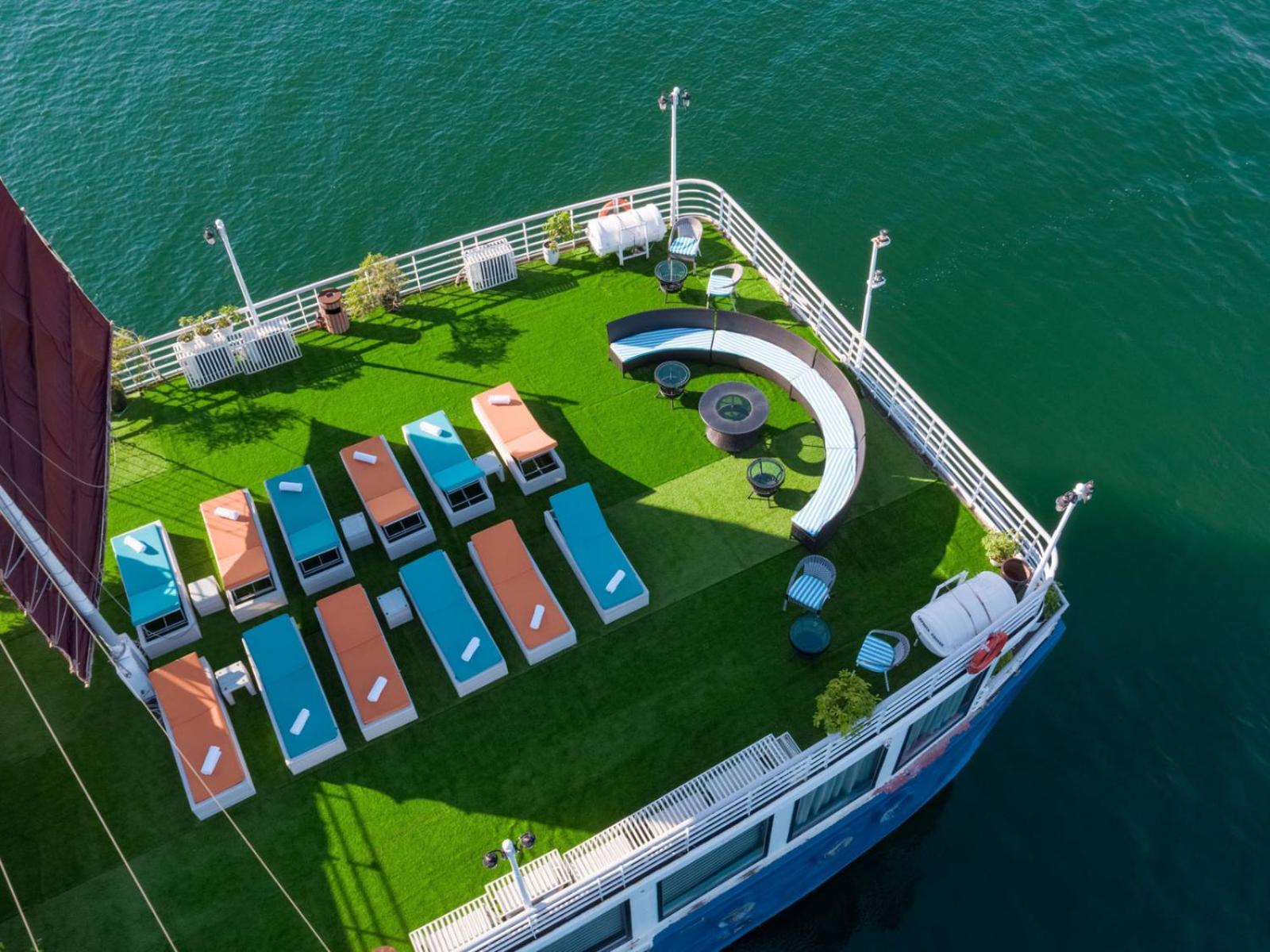 Отель Halong Luxury Cruise Халонг Экстерьер фото